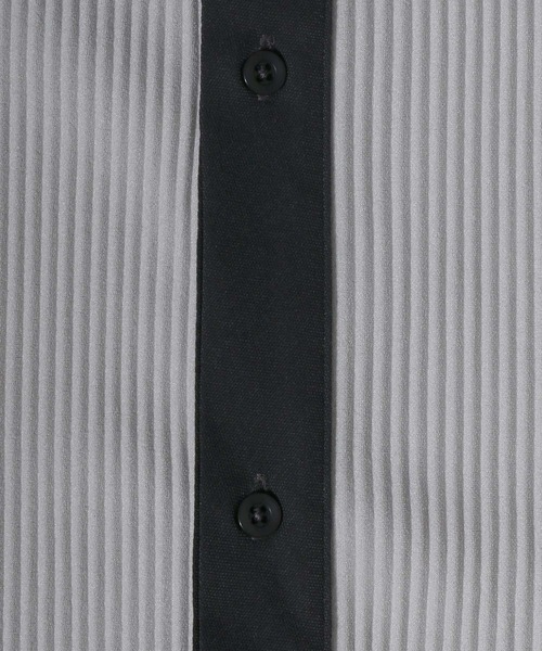 ANPAS（アンパス）の「Natural Stretch Oversize Pleated Switching Shirt/ナチュラルストレッチ オーバーサイズ プリーツ切り替えシャツ（シャツ/ブラウス・メンズ・チャコールグレー/ブルー/グレイッシュベージュ・M/L）」の9枚目の写真