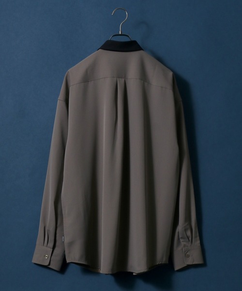 ANPAS（アンパス）の「Natural Stretch Oversize Pleated Switching Shirt/ナチュラルストレッチ オーバーサイズ プリーツ切り替えシャツ（シャツ/ブラウス・メンズ・チャコールグレー/ブルー/グレイッシュベージュ・M/L）」の5枚目の写真