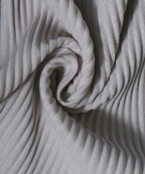 ANPAS（アンパス）の「Natural Stretch Oversize Pleated Switching Shirt/ナチュラルストレッチ オーバーサイズ プリーツ切り替えシャツ（シャツ/ブラウス・メンズ・チャコールグレー/ブルー/グレイッシュベージュ・M/L）」の6枚目の写真