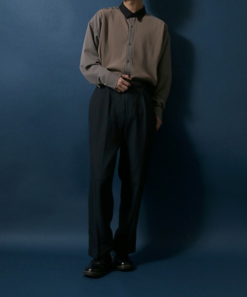 ANPAS（アンパス）の「Natural Stretch Oversize Pleated Switching Shirt/ナチュラルストレッチ オーバーサイズ プリーツ切り替えシャツ（シャツ/ブラウス・メンズ・チャコールグレー/ブルー/グレイッシュベージュ・M/L）」の17枚目の写真