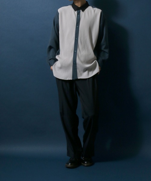 ANPAS（アンパス）の「Natural Stretch Oversize Pleated Switching Shirt/ナチュラルストレッチ オーバーサイズ プリーツ切り替えシャツ（シャツ/ブラウス・メンズ・チャコールグレー/ブルー/グレイッシュベージュ・M/L）」の21枚目の写真