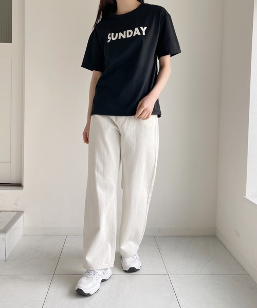everycoco(エブリーココ)の「SUNDAYロゴTEE◇(Tシャツ/カットソー・レディース・ホワイト/ブラック・FREE)」の10枚目の写真