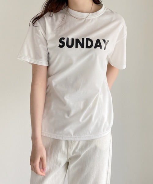 everycoco(エブリーココ)の「SUNDAYロゴTEE◇(Tシャツ/カットソー・レディース・ホワイト/ブラック・FREE)」の3枚目の写真