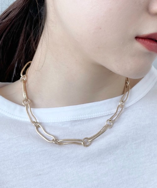 LOWRYS FARM（ローリーズファーム）の「ボリュームパーツチェーンネックレス　272324（ネックレス・レディース・シルバー/ゴールド・FREE）」の2枚目の写真
