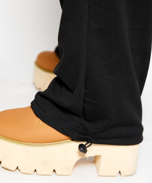 babyShoop（ベイビーシュープ）の「ロゴ入りジョガーパンツ（デニムパンツ・レディース・ブラック/グレー・FREE）」の8枚目の写真