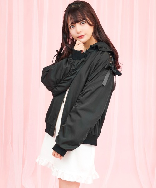 old honey ジャケット 黒 ブラック フリル オールドハニー 短丈 old honey ジャケット 黒 ブラック フリル オールドハニー 短丈
