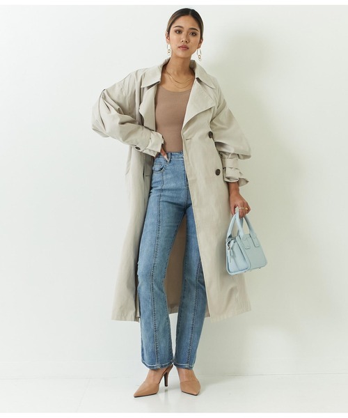 ANAP（アナップ）の「ボリュームスリーブタックトレンチコート（トレンチコート・レディース・カーキ/ブルー/アイボリー・FREE）」の2枚目の写真