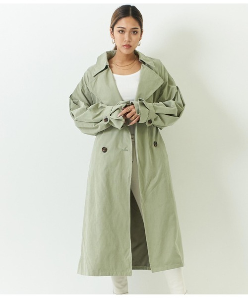 ANAP（アナップ）の「ボリュームスリーブタックトレンチコート（トレンチコート・レディース・カーキ/ブルー/アイボリー・FREE）」の4枚目の写真