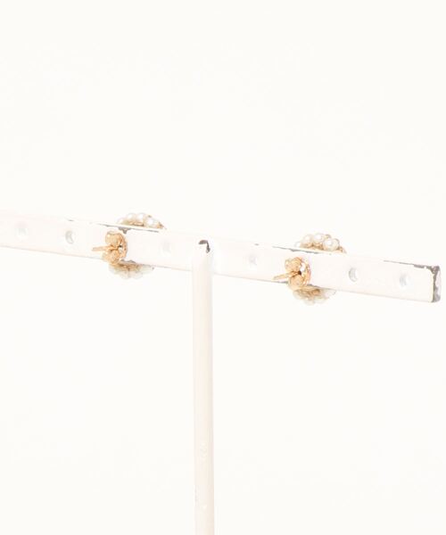 tone(トーン)の「【malle la brocante/マルラブロカント】14kgf オニキスとヴィンテージパールのオーバルピアス(ピアス(両耳用)・レディース・ブラック・FREE)」の3枚目の写真