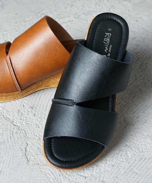 Fashion Letter(ファッションレター)の「アシメデザイン日本製コンフォートサンダル(サンダル・レディース・ブラック/キャメル/ダークベージュ・LL/S/M/L)」の13枚目の写真