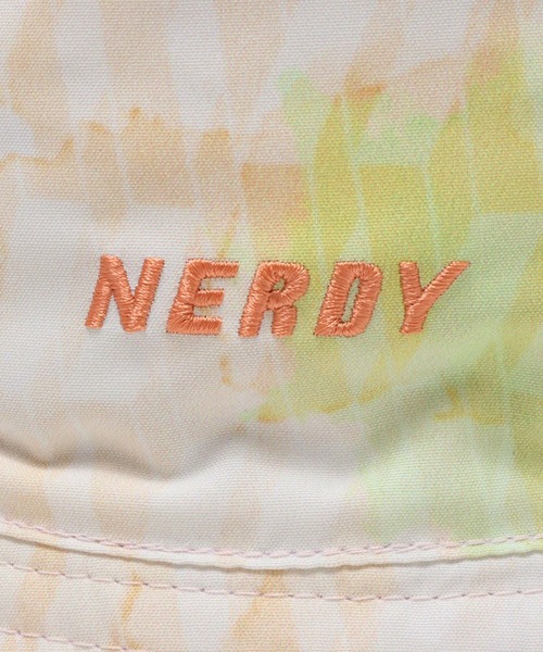 NERDY(ノルディ)の「NERDY X ATMOS DNA Watercolor Brush Bucket Hat / ノルディー x アトモス ディーエヌエー ウォーターカラー ブラッシュ バケットハット 【SP】(ハット・レディース・オレンジ/パープル・S/M)」の6枚目の写真
