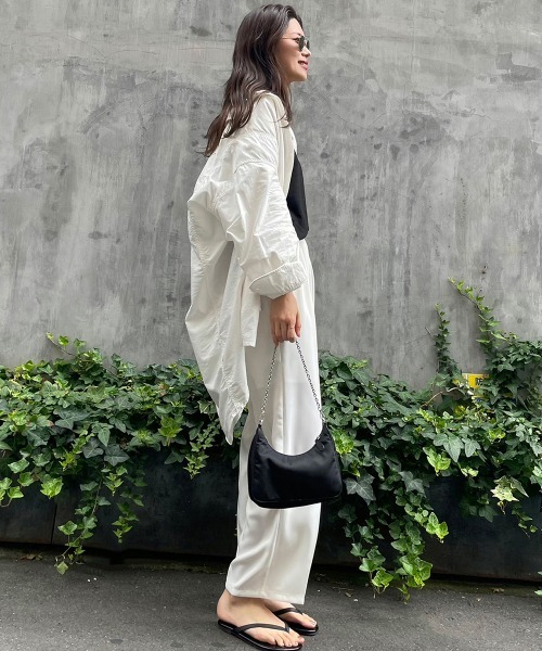 センタープレス入りストレートロングパンツ（スラックス）｜CHERI