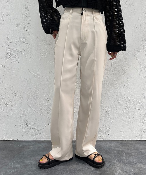 apres jour mignon(アプレジュールミニョン)の「ペインターパンツ【ZOZOTOWN限定アイテ】(その他パンツ・レディース・アイボリー/ブラック/カーキ・MEDIUM/X-LARGE/SMALL)」の1枚目の写真