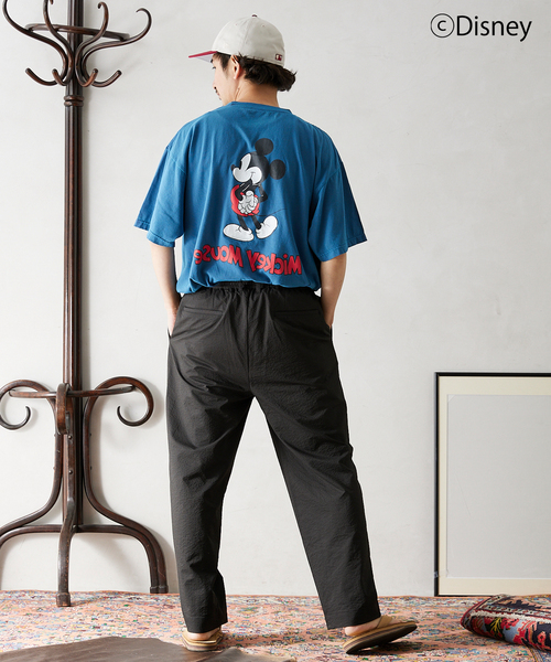 JOURNAL STANDARD relume（ジャーナルスタンダード　レリューム）の「【Disney / ディズニー】別注 〈ミッキーマウス〉Tシャツ（Tシャツ/カットソー・メンズ・ホワイト/グレー/カーキ/ピンク/ブルー・LARGE/XX-LARGE）」の8枚目の写真