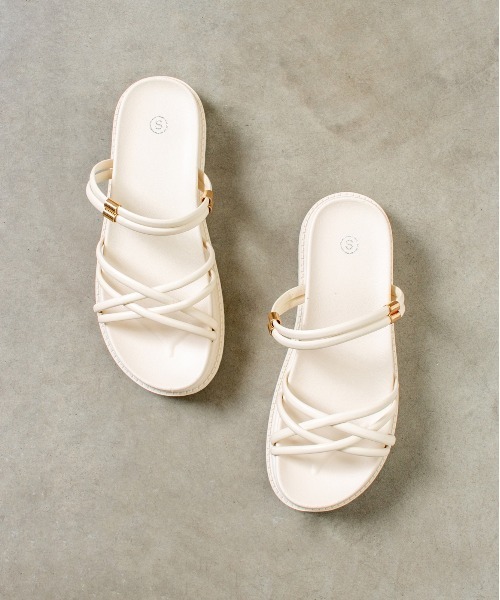 SpRay（スプレイ）の「２ＷＡＹサンダル（サンダル・レディース・ブラック/アイボリー・SMALL/MEDIUM/LARGE/X-LARGE）」の16枚目の写真