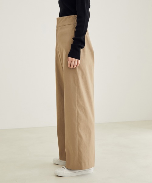 SALON adam et rope'(サロン アダム エ ロペ)の「【ご好評につき追加決定!】【洗える・UVケア】コットンライクスタイルアップパンツ(その他パンツ・レディース・ブラック/ベージュ・X-SMALL/S/M)」の20枚目の写真