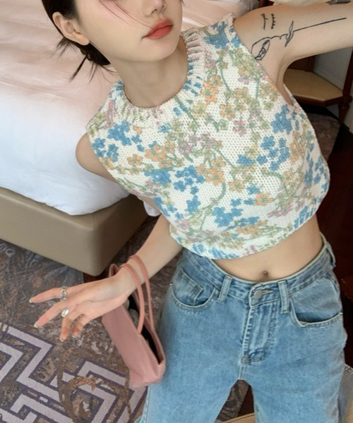 by muni:r(バイ ムニール)の「フラワーバックスリットノースリーブ(Tシャツ/カットソー・レディース・アイボリー・FREE)」の14枚目の写真