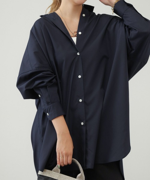 OUVRAGE CLASSE（ウヴラージュクラス）の「ブロードビッグシャツ（シャツ/ブラウス・レディース・ホワイト/ベージュ/ネイビー/サックスブルー・FREE）」の3枚目の写真