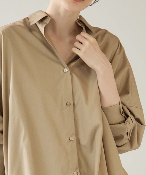 OUVRAGE CLASSE（ウヴラージュクラス）の「ブロードビッグシャツ（シャツ/ブラウス・レディース・ホワイト/ベージュ/ネイビー/サックスブルー・FREE）」の12枚目の写真