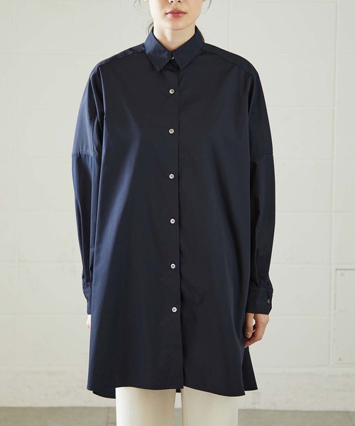 OUVRAGE CLASSE（ウヴラージュクラス）の「ブロードビッグシャツ（シャツ/ブラウス・レディース・ホワイト/ベージュ/ネイビー/サックスブルー・FREE）」の22枚目の写真