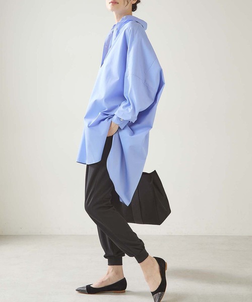 OUVRAGE CLASSE（ウヴラージュクラス）の「ブロードビッグシャツ（シャツ/ブラウス・レディース・ホワイト/ベージュ/ネイビー/サックスブルー・FREE）」の16枚目の写真