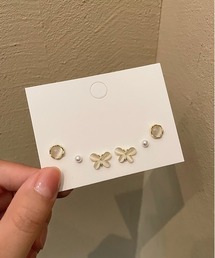 デザインピアス