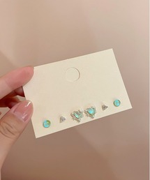 デザインピアス
