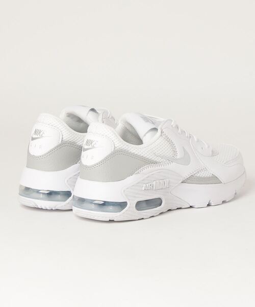 NIKE（ナイキ）の「ナイキ NIKE ナイキ エア マックス エクシー（スニーカー・レディース・ホワイト・23.0cm/23.5cm/24.0cm/24.5cm/25.0cm）」の2枚目の写真