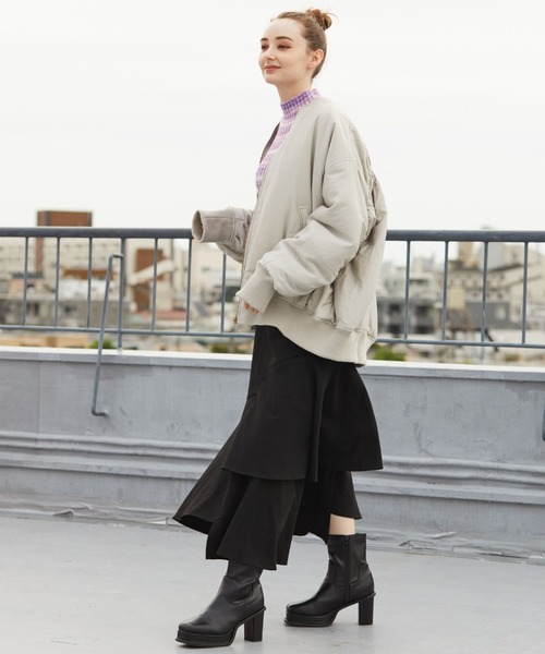 archives（アルシーヴ）の「ルーズギャザーＭＡ－１（MA-1・レディース・ブラック/グレー/アイボリー・MEDIUM）」の16枚目の写真