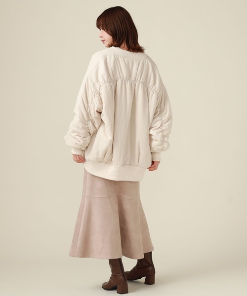 archives（アルシーヴ）の「ルーズギャザーＭＡ－１（MA-1・レディース・ブラック/グレー/アイボリー・MEDIUM）」の10枚目の写真