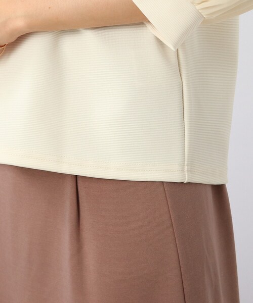 DRESKIP(ドレスキップ)の「◆異素材袖シアーリップルプルオーバー(Tシャツ/カットソー・レディース・オフホワイト/パープル系/ライトベージュ/ブラック・02/03/04)」の9枚目の写真