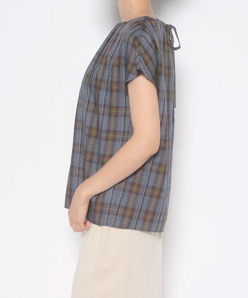 en recre（アンレクレ）の「【Nouque】チェック柄プルオーバーブラウス（シャツ/ブラウス・レディース・ロイヤルブルー/モカ・2）」の3枚目の写真