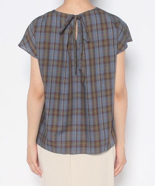 en recre（アンレクレ）の「【Nouque】チェック柄プルオーバーブラウス（シャツ/ブラウス・レディース・ロイヤルブルー/モカ・2）」の4枚目の写真