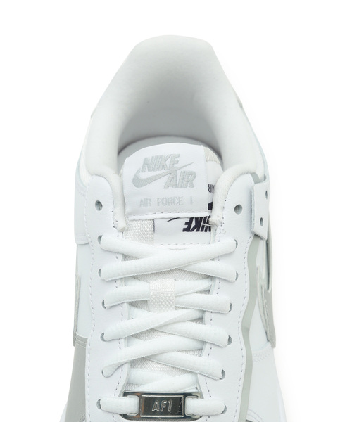 NIKE（ナイキ）の「【NIKE】ナイキ エアフォース1 シャドウ ウィメンズシューズ（スニーカー・レディース・ホワイト/ホワイト系その他・22.5cm/23.5cm/24.5cm/25.5cm/23/24/25/26）」の21枚目の写真