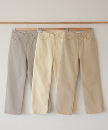 Isn't She?（イズントシー）の「グレイッシュカラーパンツ（デニムパンツ）」