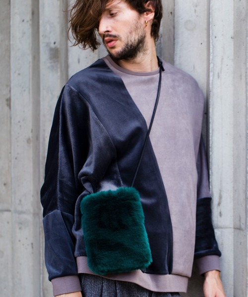 NO ID.（ノーアイディ）の「【NO ID.】Eco Fur Mini Shoulder Bag / エコ ファー ミニ ショルダー バッグ（ショルダーバッグ・メンズ・ネイビー/ブラウン/グリーン・ONE SIZE）」の7枚目の写真