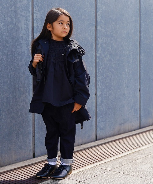 FITH(フィス)の「ストレッチデニムタックテーパード ロングパンツ(デニムパンツ・キッズ・ブルー/ネイビー・90/100/110/120/80)」の4枚目の写真