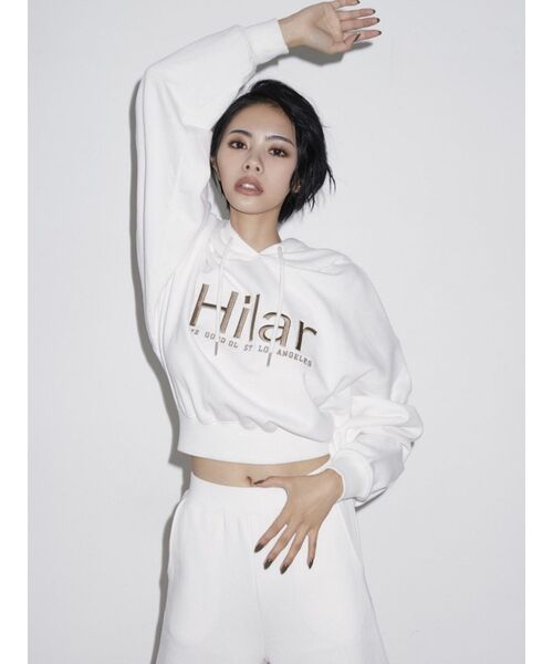 GYDA（ジェイダ）の「【セットアップ着用可】Hilarショートスウェットパーカー（パーカー・レディース・ブラック/オフホワイト・FREE）」の11枚目の写真