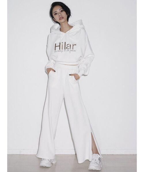 GYDA（ジェイダ）の「【セットアップ着用可】Hilarショートスウェットパーカー（パーカー・レディース・ブラック/オフホワイト・FREE）」の9枚目の写真