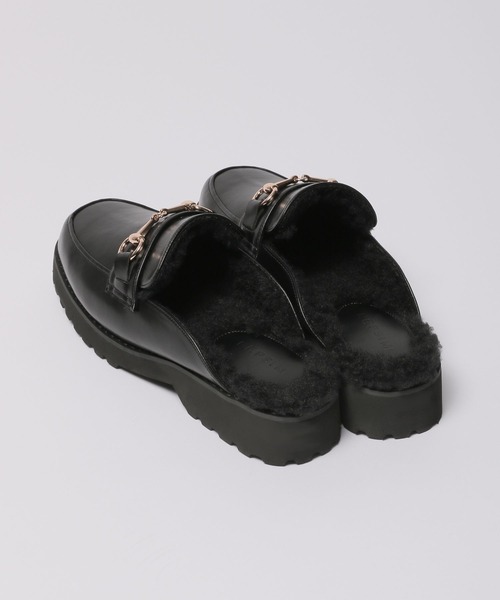 LEPSIM（レプシィム）の「ビットボアローファーミュール　175489（ローファー・レディース・ブラック/ベージュ・MEDIUM/LARGE）」の10枚目の写真