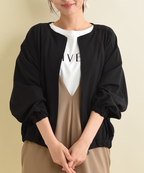 actuel(アクチュエル)の「【撥水・吸水速乾】ノーカラーZIPブルゾン(ブルゾン・レディース・ブラック/カーキ/ベージュ・FREE)」の4枚目の写真