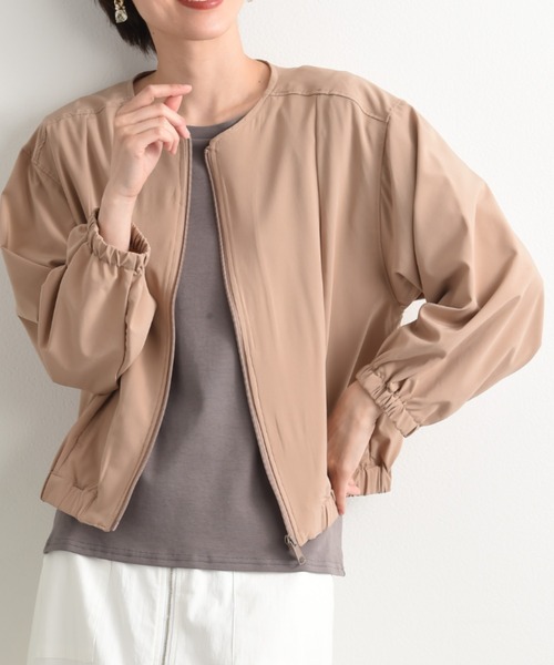 actuel(アクチュエル)の「【撥水・吸水速乾】ノーカラーZIPブルゾン(ブルゾン・レディース・ブラック/カーキ/ベージュ・FREE)」の21枚目の写真