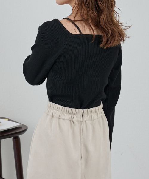 COLONY 2139（コロニートゥーワンスリーナイン）の「レイヤード風スクエアニットプルオーバー（ニット/セーター・レディース・イエロー/ブラック/ベージュ/ブルー・FREE）」の7枚目の写真