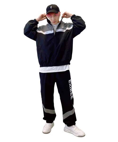 EXIEEE(イグジー)の「ナイロントラックパンツ(その他パンツ・レディース・グリーン/ブラック・MEDIUM/SMALL/LARGE)」の3枚目の写真