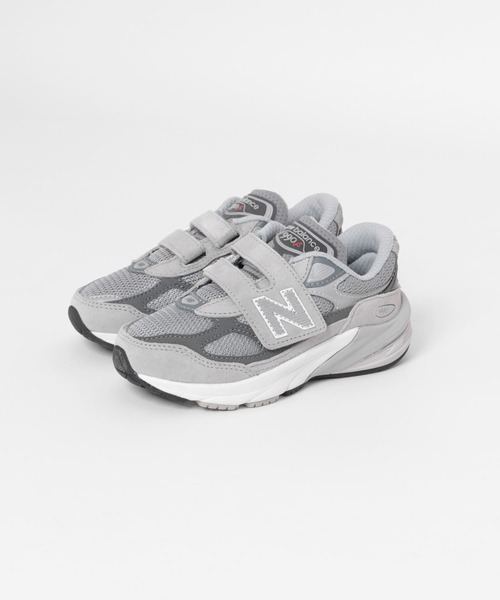 NEW BALANCE(ニューバランス)の「NEW BALANCE PV990(KIDS)(スニーカー・キッズ・グレー・20/18/19/21/17)」の2枚目の写真