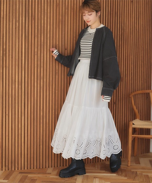 titivate(ティティベイト)の「ノーカラーデニムジャケット(デニムジャケット・レディース・ブラック/インディゴブルー・M)」の20枚目の写真