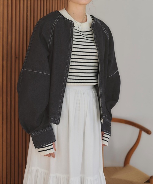 titivate(ティティベイト)の「ノーカラーデニムジャケット(デニムジャケット・レディース・ブラック/インディゴブルー・M)」の12枚目の写真