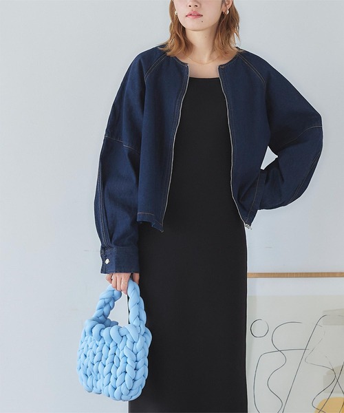 titivate(ティティベイト)の「ノーカラーデニムジャケット(デニムジャケット・レディース・ブラック/インディゴブルー・M)」の16枚目の写真