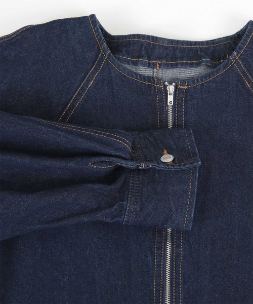 titivate(ティティベイト)の「ノーカラーデニムジャケット(デニムジャケット・レディース・ブラック/インディゴブルー・M)」の3枚目の写真