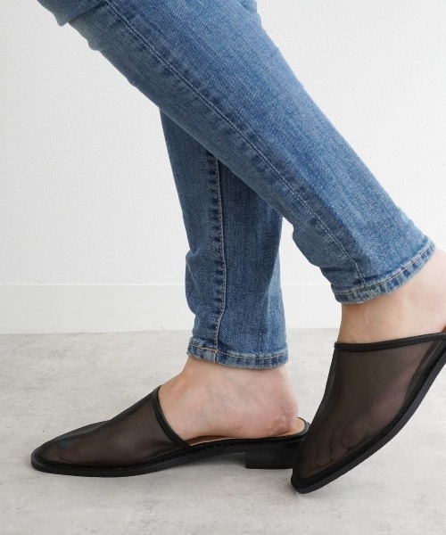 Fabby fabby（ファビィーファビィー）の「シースルーチュールフラットサンダル（サンダル・レディース・オフホワイト/ブラック/ベージュ/キャメル・LARGE/MEDIUM/SMALL）」の19枚目の写真